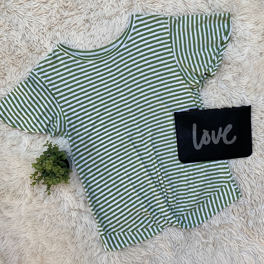 Banana Republic Factory Designer Tee 💗 Green & White